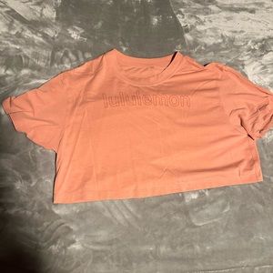 Lululemon crop top